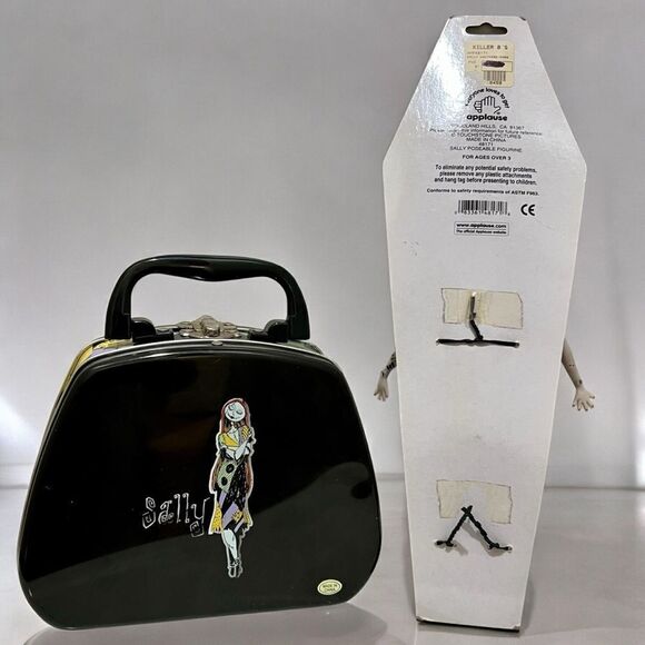 Vintage Disney Nightmare Before Christmas Sally doll, watch, magnet set - Picture 4 of 11